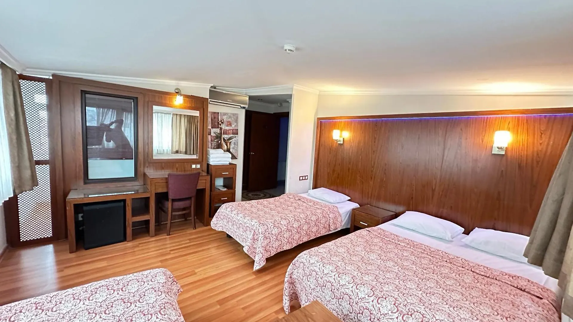 Hotel Nayla Стамбул 3*,  Турция