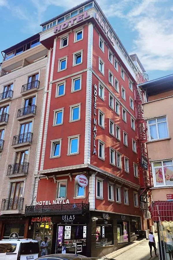 Hotel Nayla contacts